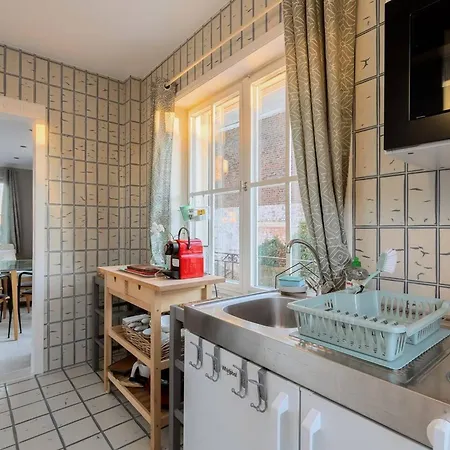 Cosy Close To Brussels South Charleroi Airport Courcelles