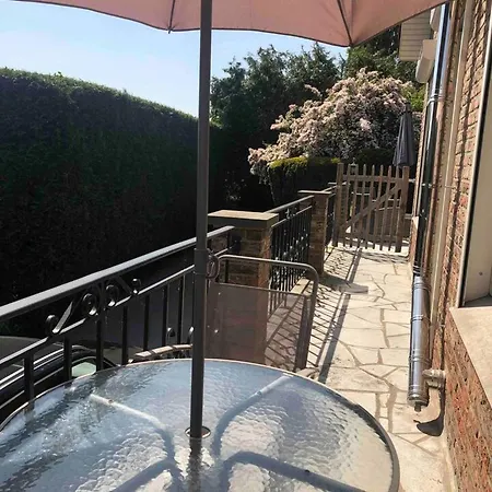 Διαμέρισμα Cosy Close To Brussels South Charleroi Airport