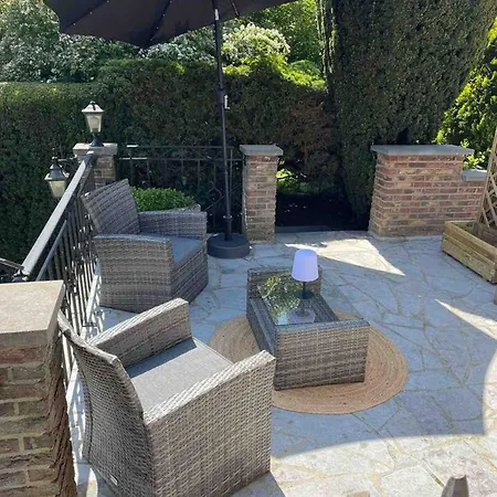 Cosy Close To Brussels South Charleroi Airport *