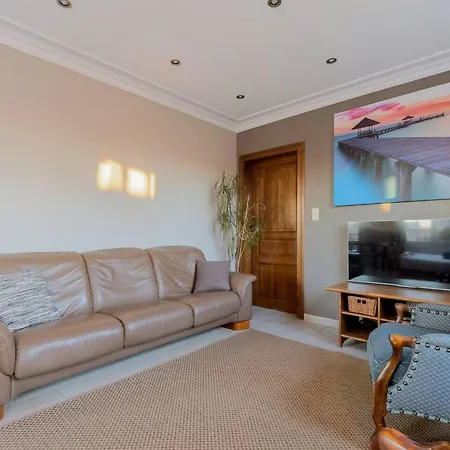 Holiday home Cosy Close To Brussels South Charleroi Airport *